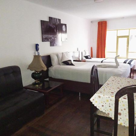 Isabela Hotel ラパス エクステリア 写真
