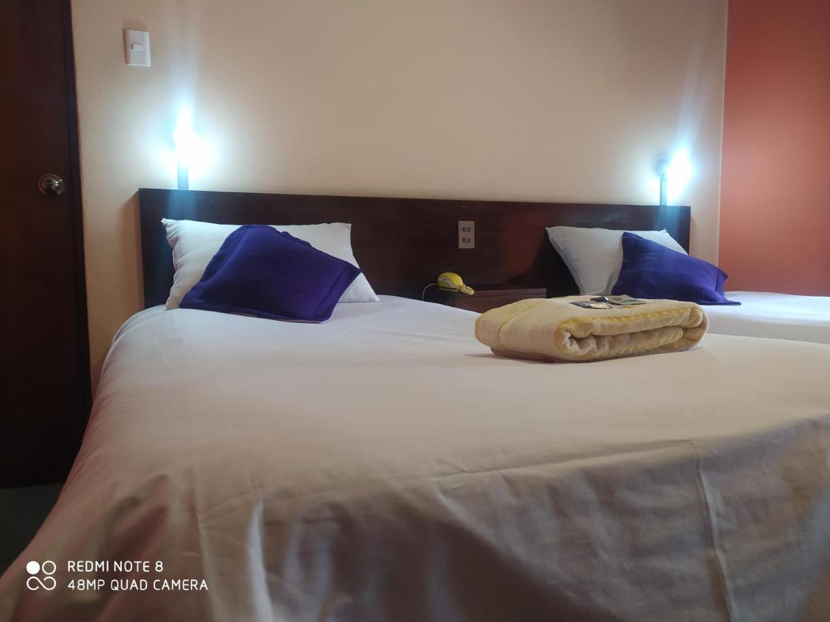 Isabela Hotel ラパス エクステリア 写真