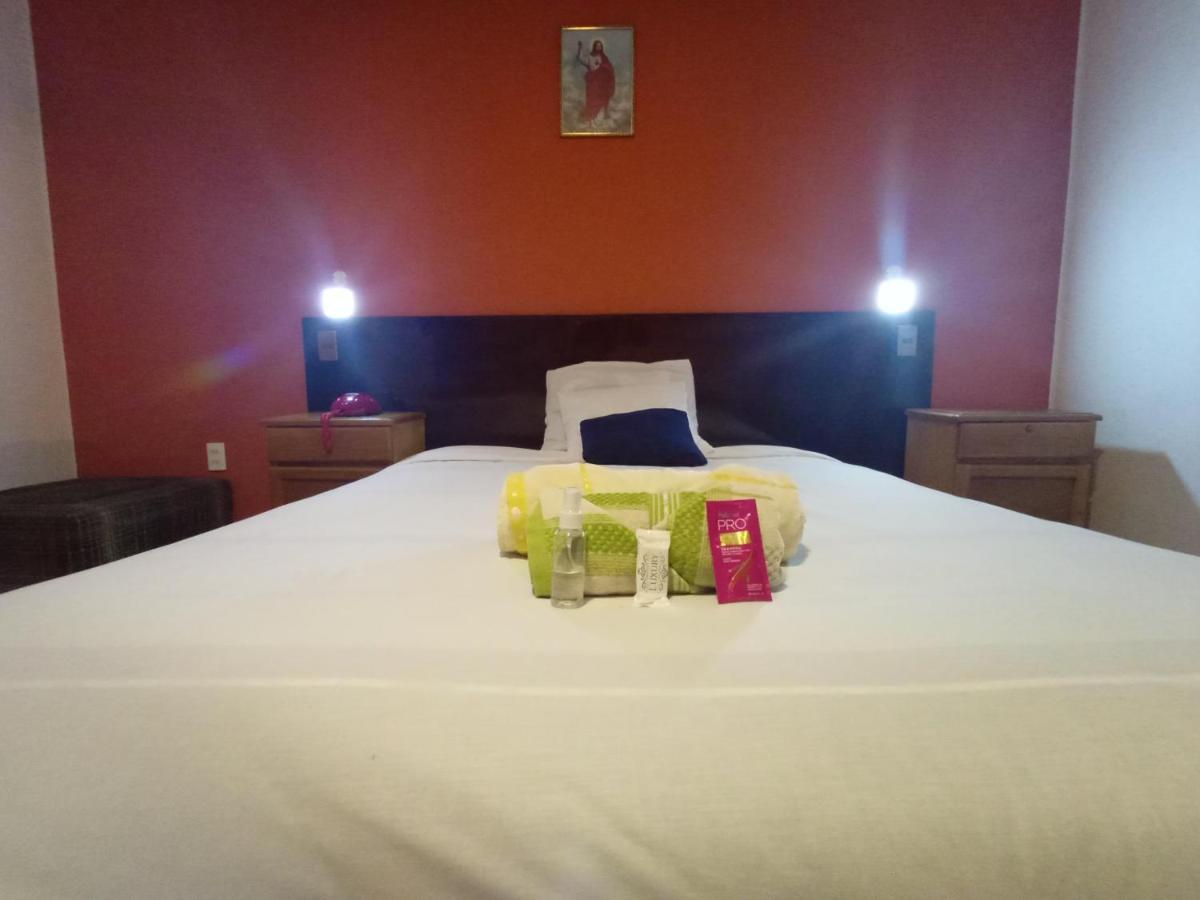 Isabela Hotel ラパス エクステリア 写真